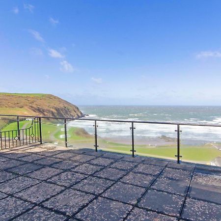 Clifton Court Apt 16 With Indoor Heated Pool & Sea Views 크로이드 외부 사진